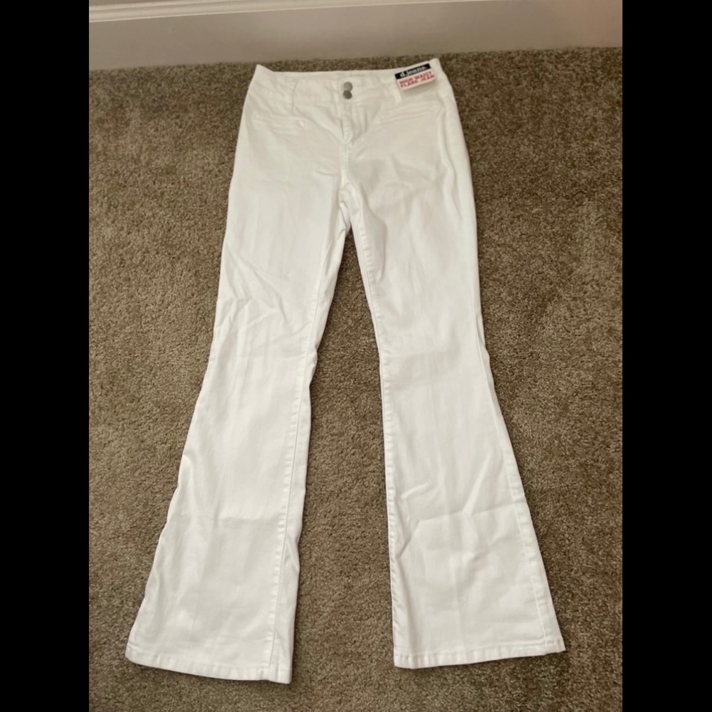 High-waisted Flare Jeans